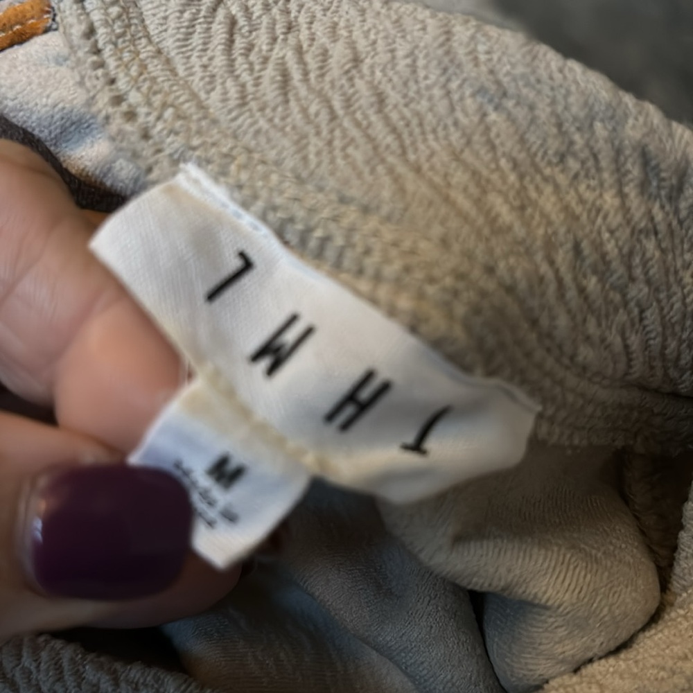 THML Fall Cream & Floral Top Blouse Balloon Sleeves Women’s Sz Medium - Picture 8 of 9